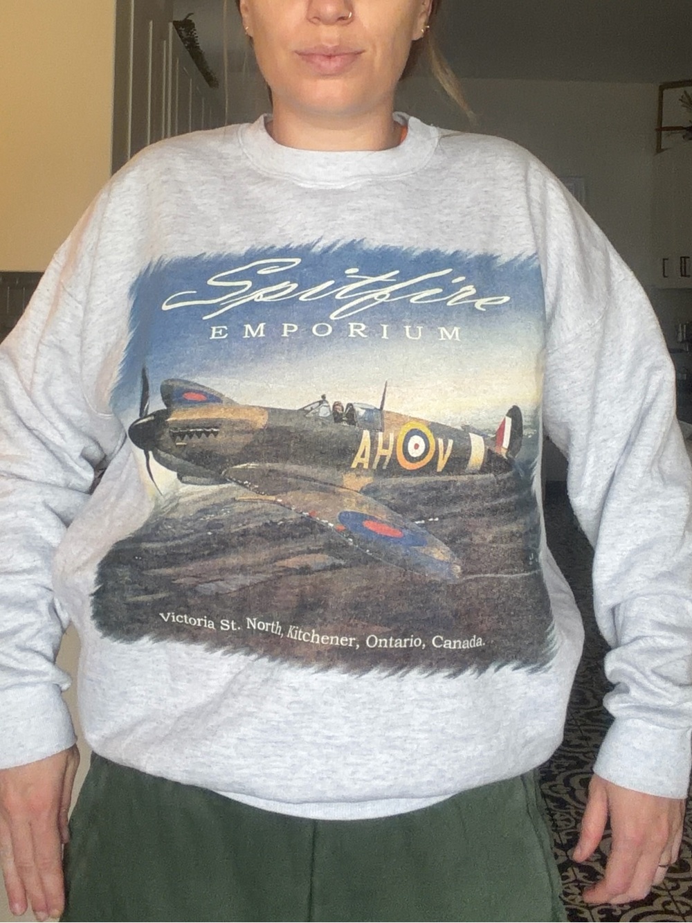 Vintage Hanes Light Gray Crewneck Sweatshirt with Spitfire Graphic - Picture 9 of 10